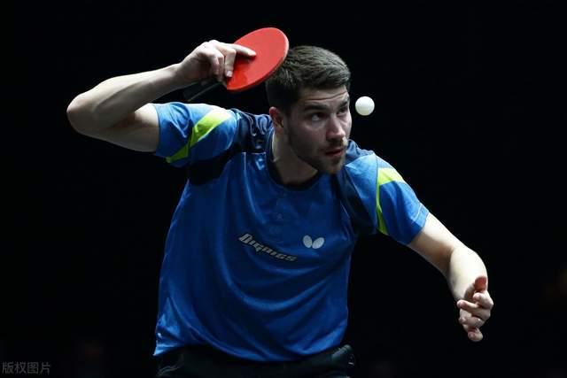 她的泪水不 她的泪水不